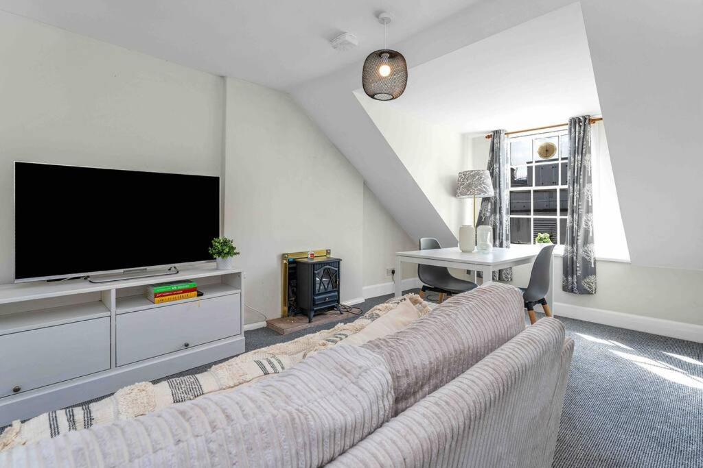 Stylish 1 Bedroom Apartment Edinburgh Exterior photo